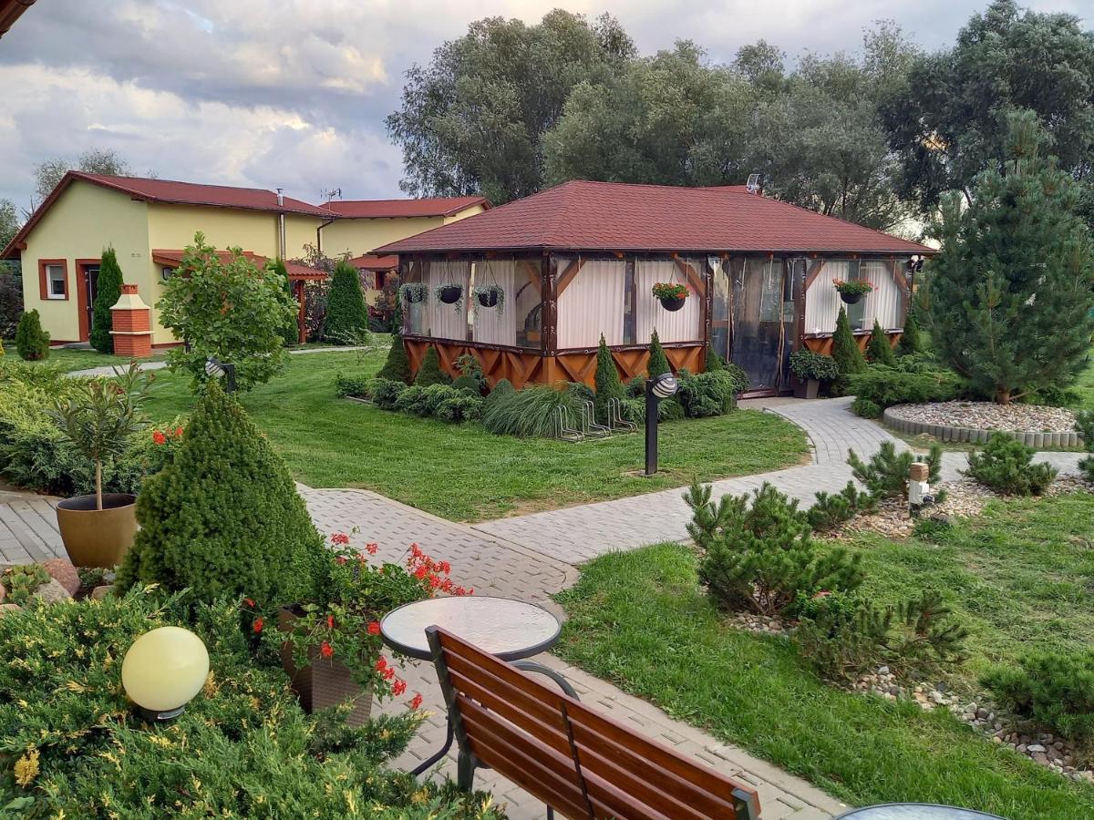 סטגנה Domki I Pokoje Goscinne A A Malinowscy מראה חיצוני תמונה